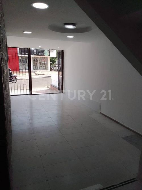 Local en venta en Altos De Villa Codem, Villavicencio, 100 m² · foto 3 de 14