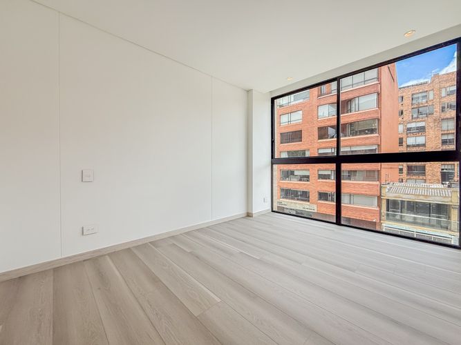 Apartamento de 2 alcobas en venta en Chico, Bogotá, 92 m² · foto 6 de 9