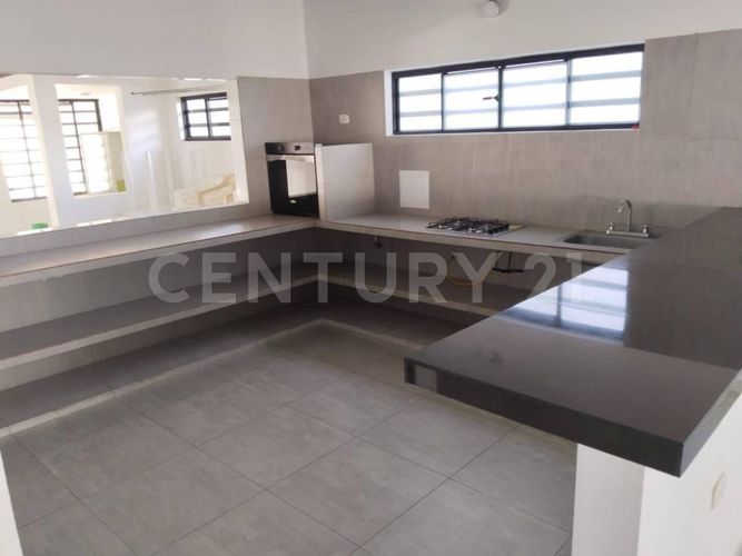 Casa de 3 alcobas en venta en Apiay, Villavicencio, 450 m² · foto 3 de 5