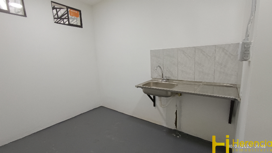 Bodega en arriendo en Tenche, Medellín, 1700 m² · foto 15 de 24