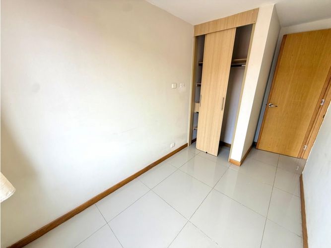 Apartamento de 3 alcobas en venta en La Ceja, 56 m² · foto 9 de 12