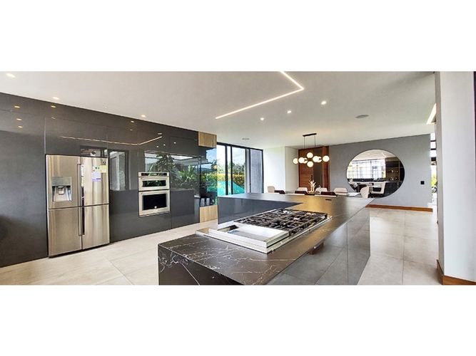 Casa de 6 alcobas en venta en Llano Grande, Rionegro, 800 m² · foto 5 de 24