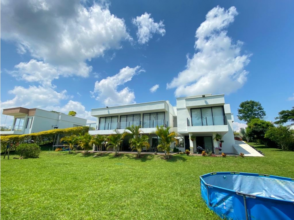 Casa en venta en Cerritos, Pereira · foto 2 de 24