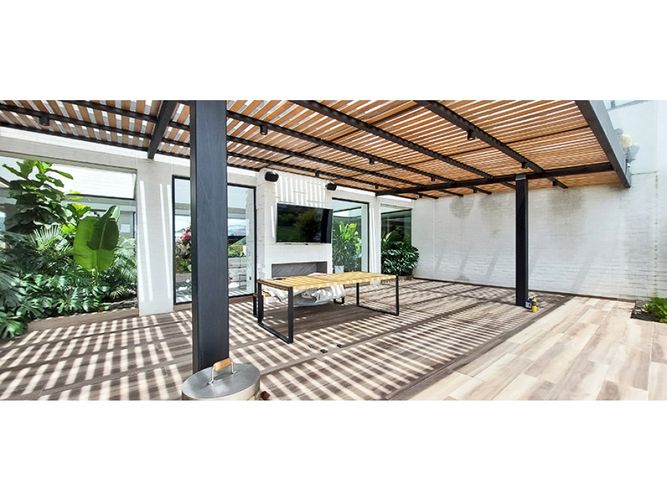 Casa de 6 alcobas en venta en Llano Grande, Rionegro, 800 m² · foto 8 de 24