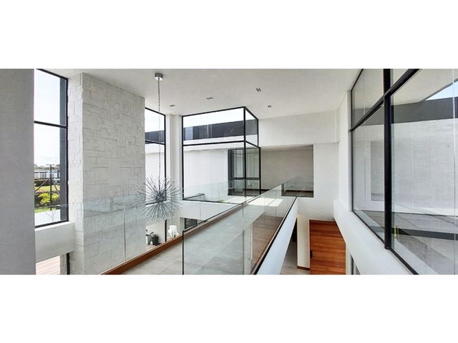 Casa de 6 alcobas en venta en Llano Grande, Rionegro, 800 m² · foto 19 de 24