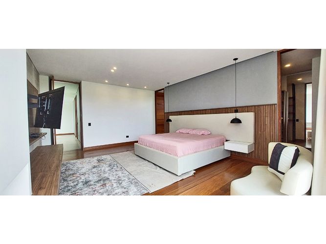 Casa de 6 alcobas en venta en Llano Grande, Rionegro, 800 m² · foto 21 de 24