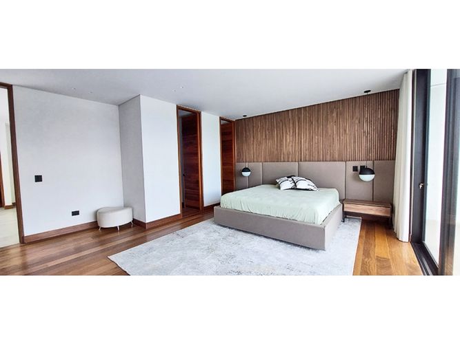 Casa de 6 alcobas en venta en Llano Grande, Rionegro, 800 m² · foto 23 de 24