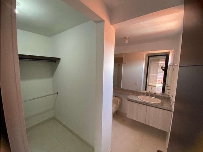 Casa de 4 alcobas en venta en Valle Del Lili, Cali, 165 m² · foto 19 de 23