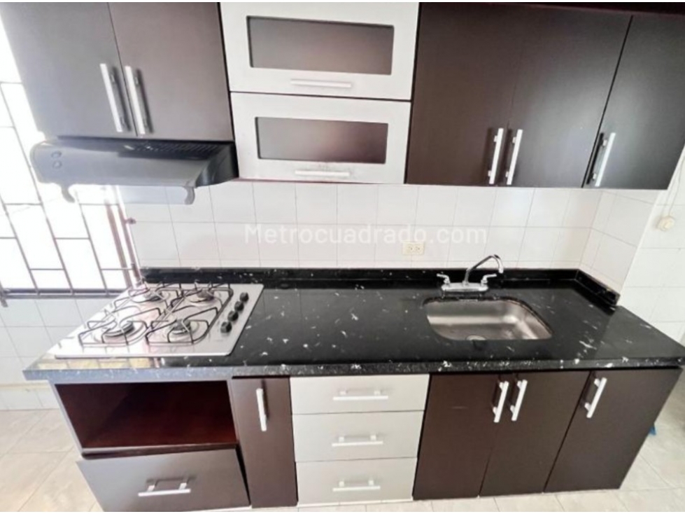Apartamento en venta en Portal De La Colonia, Armenia · foto 2 de 11