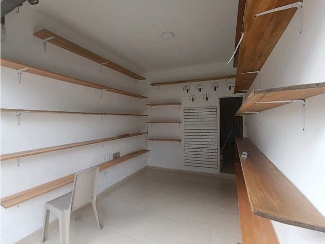 Local en arriendo en El Centro, Manizales, 17 m² · foto 2 de 5