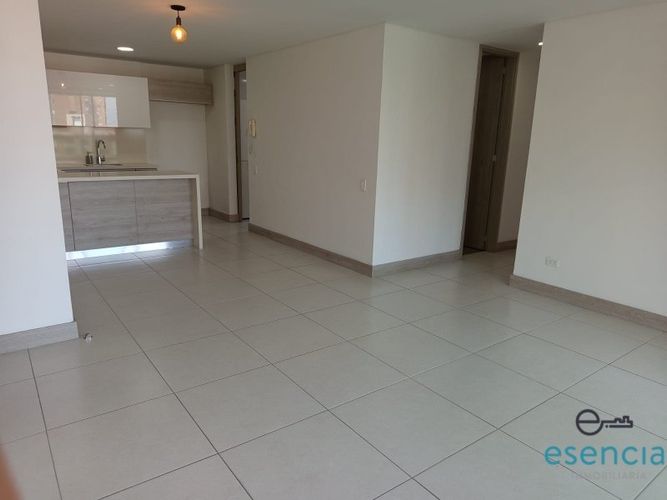 Apartamento de 3 alcobas en arriendo en Loma Del Esmeraldal, Envigado, 100 m² · foto 6 de 17
