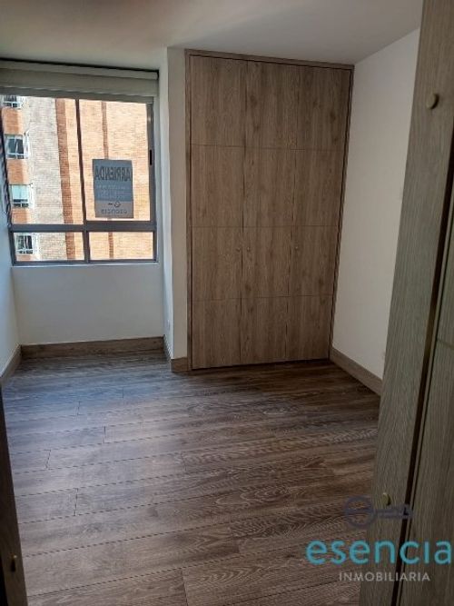 Apartamento de 3 alcobas en arriendo en Loma Del Esmeraldal, Envigado, 100 m² · foto 10 de 17