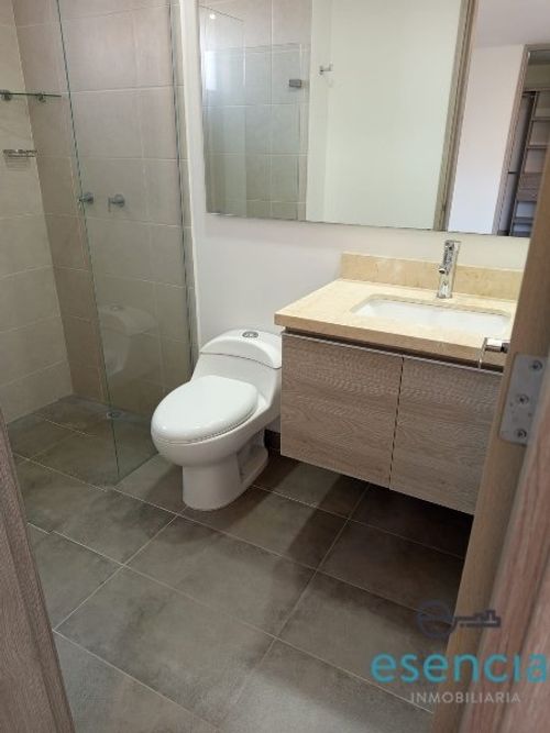 Apartamento de 3 alcobas en arriendo en Loma Del Esmeraldal, Envigado, 100 m² · foto 14 de 17