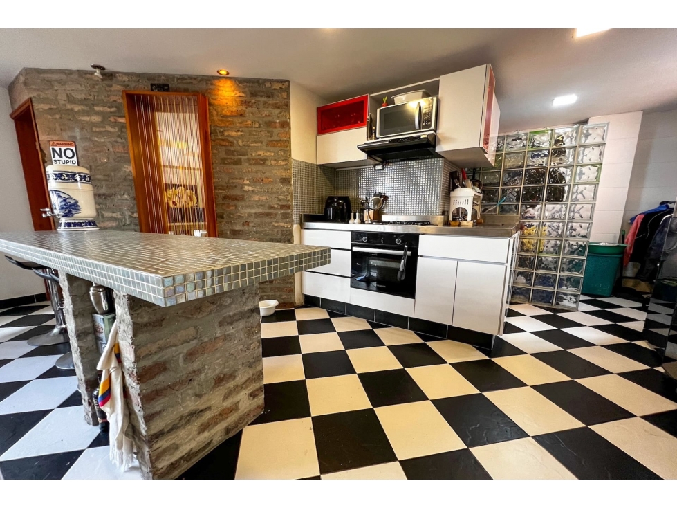 Apartamento en venta en Santa Barbara, Bogotá · foto 8 de 16