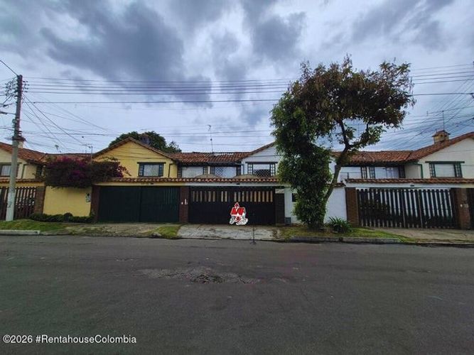 Casa en venta en Tierra Linda, Bogotá · foto 2 de 11