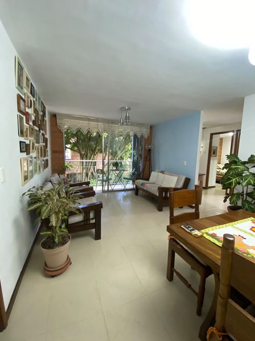 Apartamento de 3 alcobas en venta en Gascuña, Envigado, 87 m² · foto 5 de 24