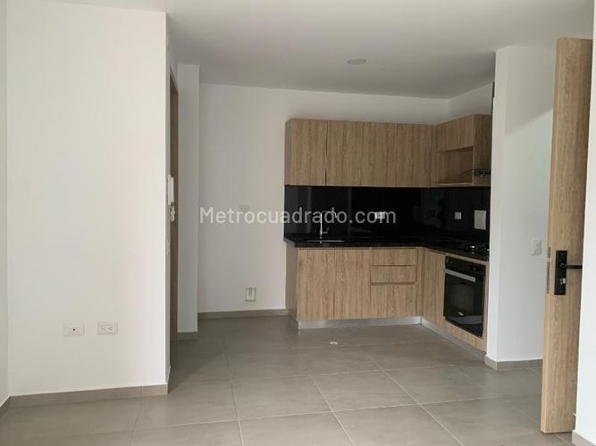 Apartamento de 2 alcobas en venta en Antiguo Campestre, Bucaramanga, 83 m² · foto 4 de 15