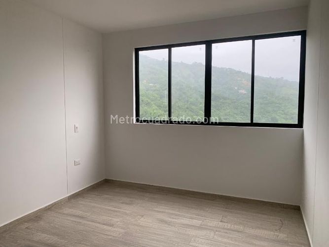 Apartamento de 2 alcobas en venta en Antiguo Campestre, Bucaramanga, 83 m² · foto 8 de 15