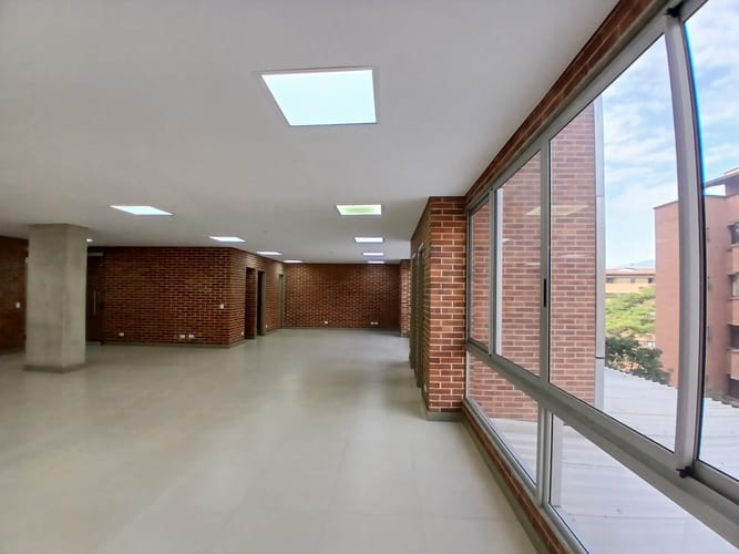 Oficina en arriendo en Castropol, Medellín, 136 m² · foto 7 de 12