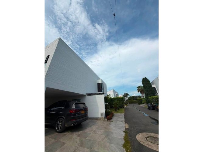 Casa de 6 alcobas en venta en La Morada, Jamundí, 350 m² · foto 2 de 10