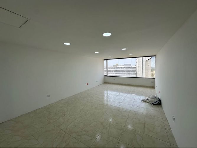 Oficina en arriendo en Centro, Barranquilla, 27 m² · foto 3 de 9
