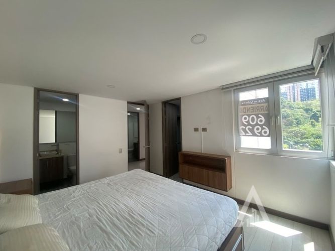 Apartamento de 3 alcobas en arriendo en Las Lomitas, Medellín, 110 m² · foto 19 de 24