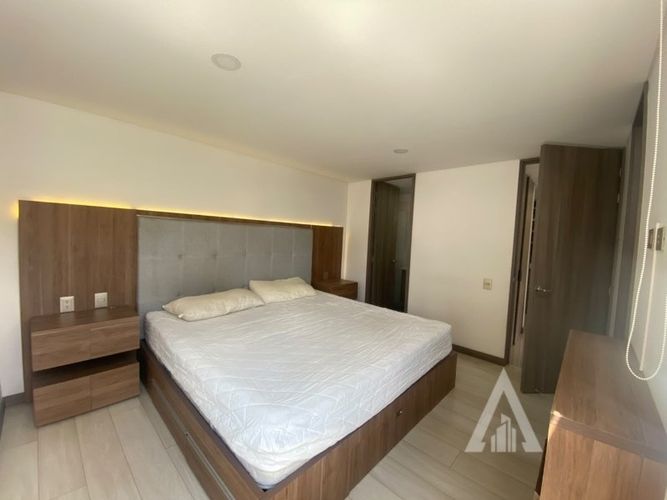 Apartamento de 3 alcobas en arriendo en Las Lomitas, Medellín, 110 m² · foto 22 de 24
