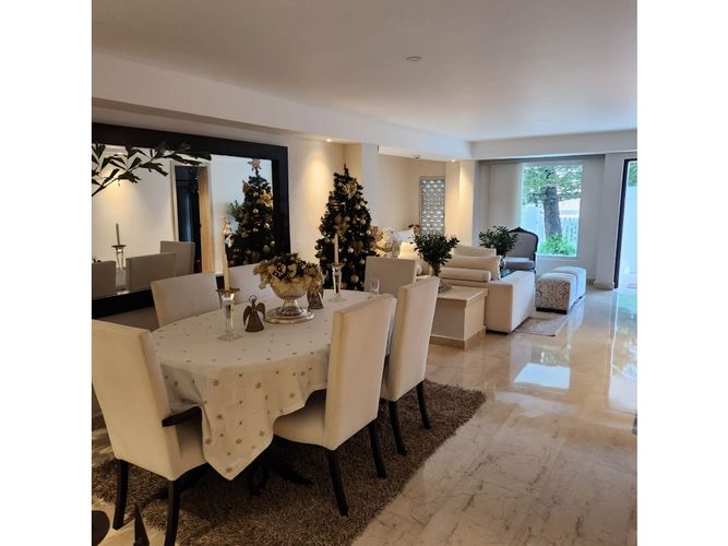Casa de 10 alcobas en venta en Villa Santos, Barranquilla, 750 m² · foto 3 de 18