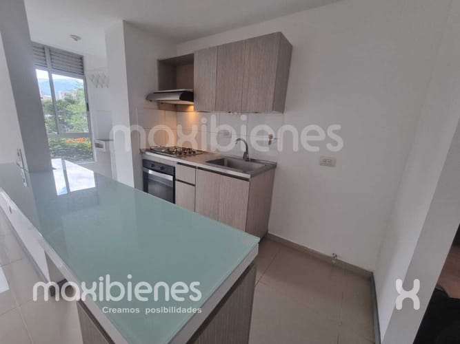 Apartamento de 3 alcobas en arriendo en Virgen Del Carmen, Sabaneta, 75 m² · foto 9 de 11