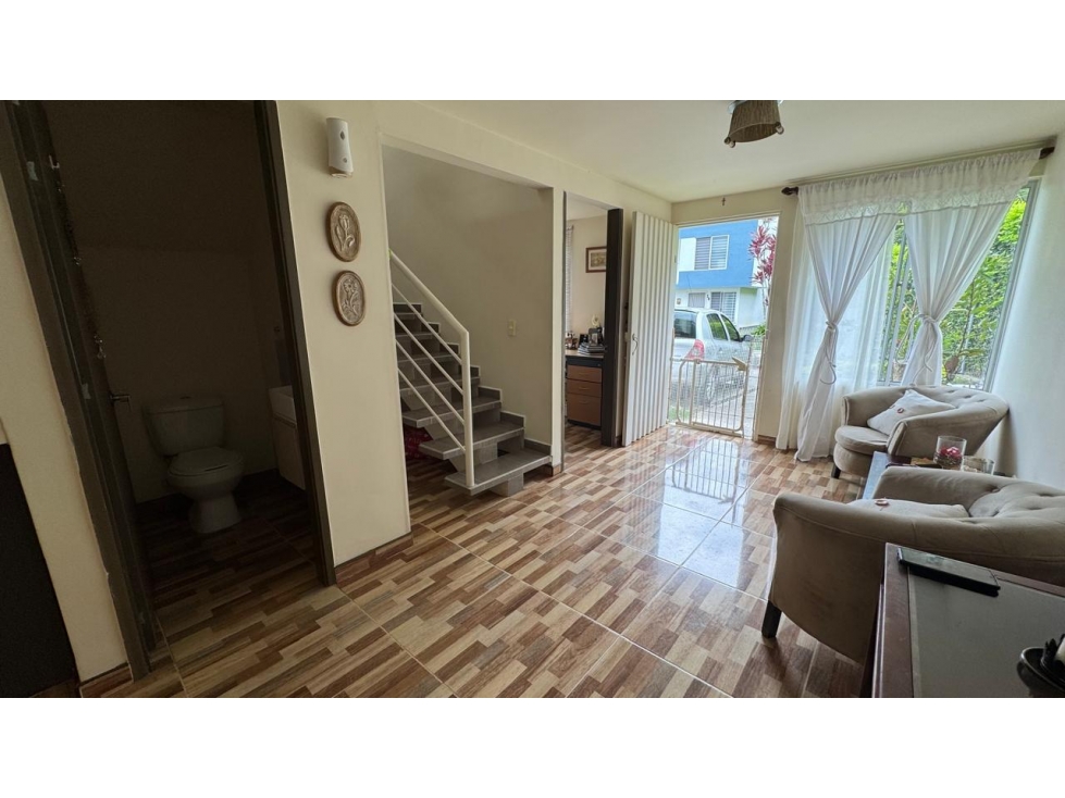 Casa en venta en Galicia, Pereira · foto 3 de 23