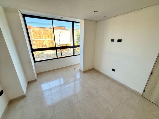 Apartamento de 3 alcobas en venta en La Ceja, 67 m² · foto 3 de 12