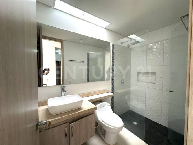 Casa de 3 alcobas en venta en Samanes Del Castillo, Jamundí, 171 m² · foto 8 de 16