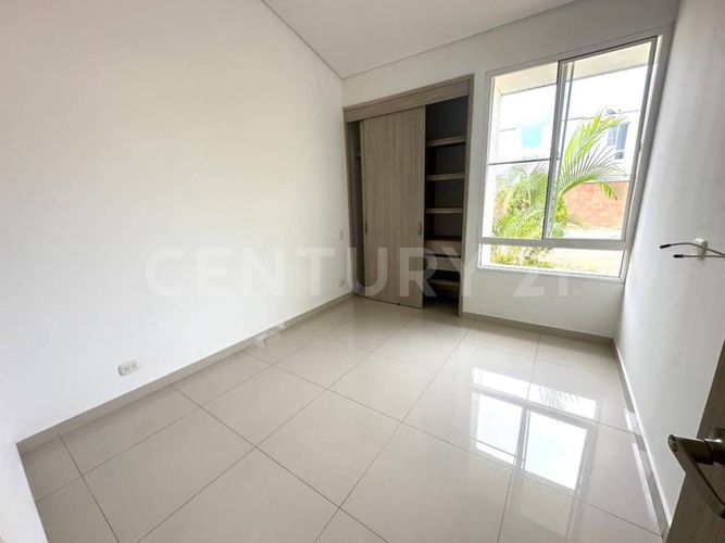 Casa de 3 alcobas en venta en Samanes Del Castillo, Jamundí, 171 m² · foto 10 de 16