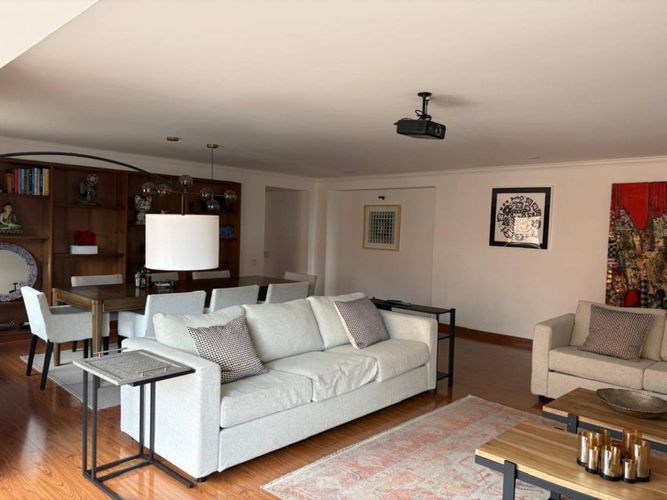Apartamento de 3 alcobas en arriendo en Los Rosales, Bogotá, 262 m² · foto 4 de 24