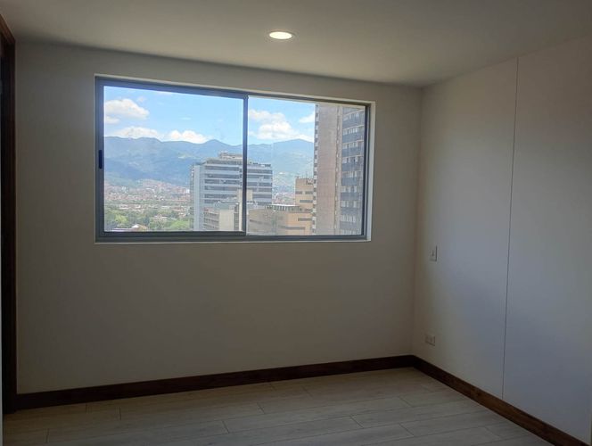 Apartamento de 2 alcobas en arriendo en El Poblado, Medellín, 91 m² · foto 14 de 16
