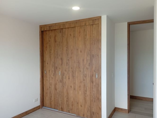 Apartamento de 2 alcobas en arriendo en El Poblado, Medellín, 91 m² · foto 13 de 16