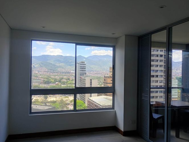 Apartamento de 2 alcobas en arriendo en El Poblado, Medellín, 91 m² · foto 7 de 16