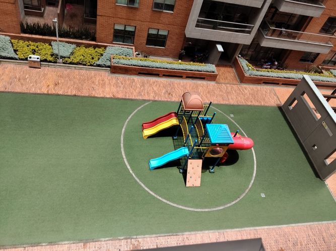 Apartamento en venta en La Esmeralda, Bogotá · foto 2 de 24