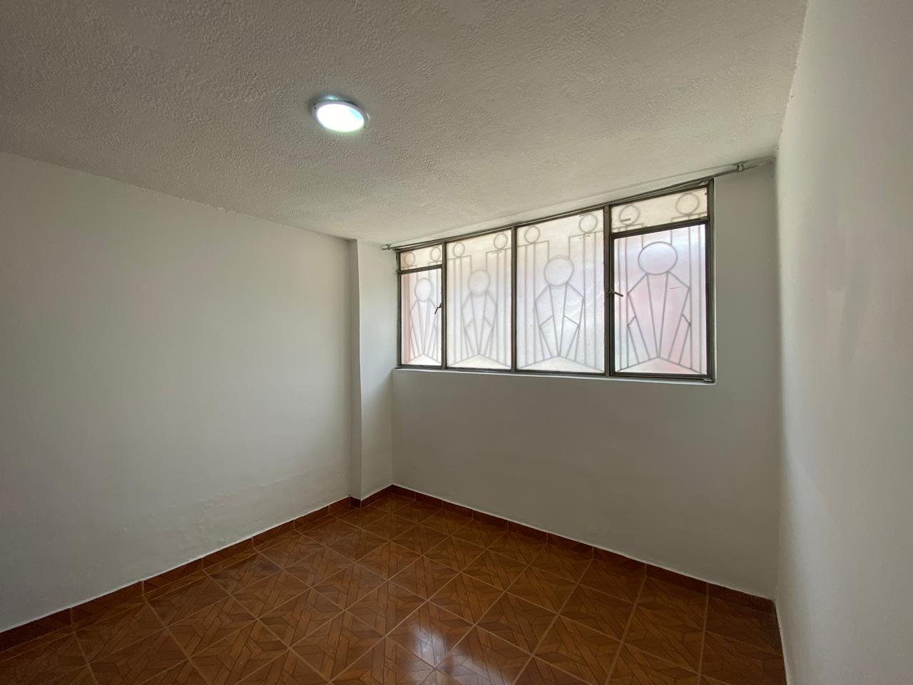 Casa en venta en Centro Fontibon, Bogotá · foto 5 de 24