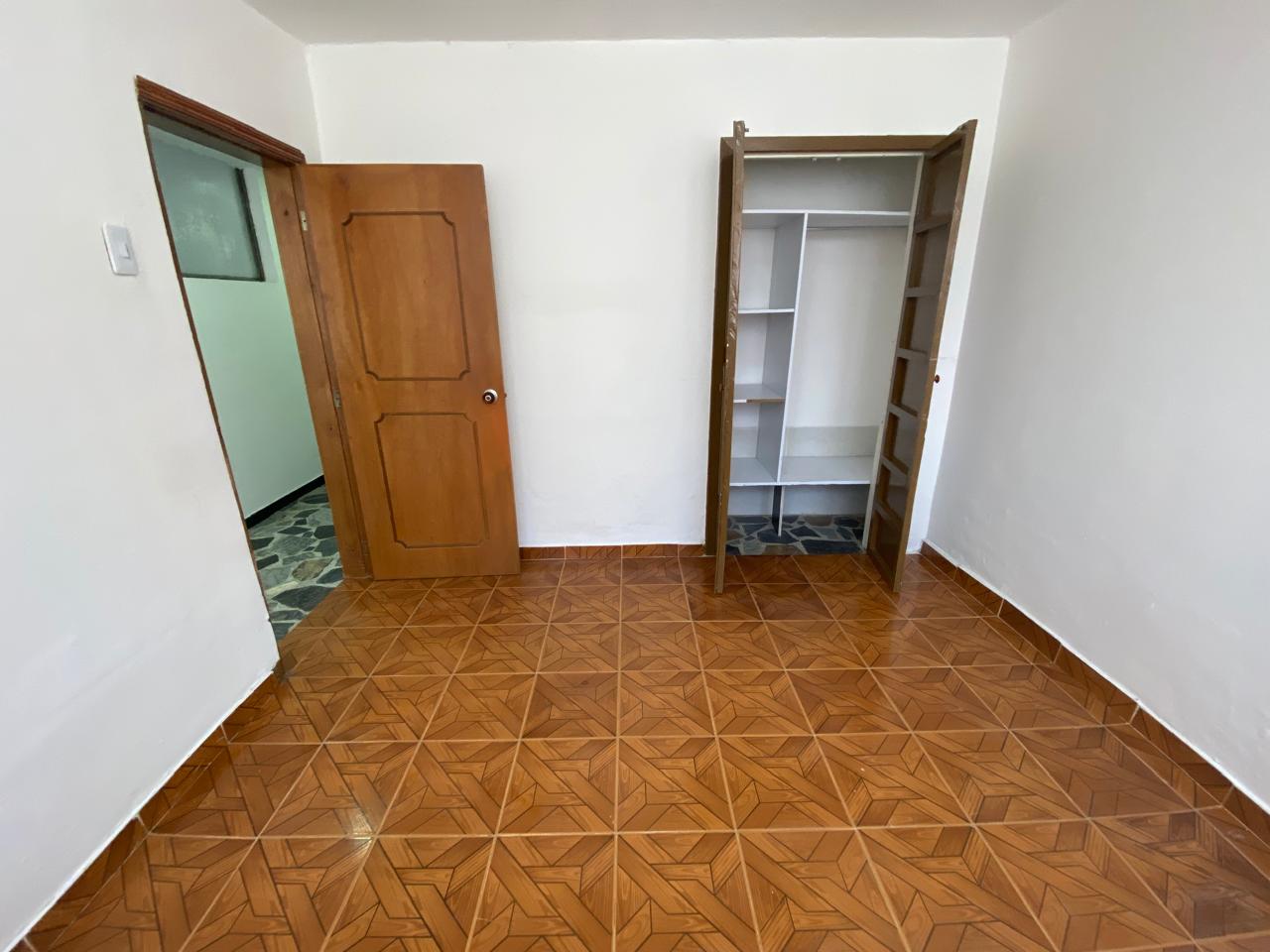Casa en venta en Centro Fontibon, Bogotá · foto 7 de 24