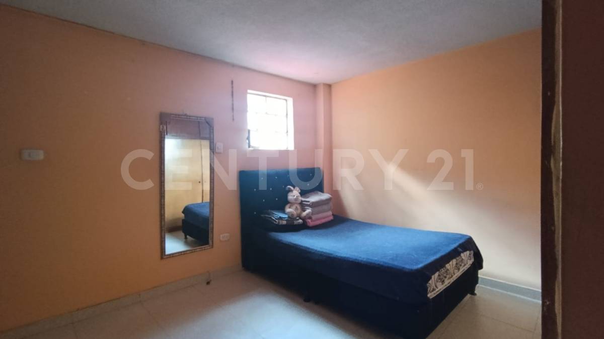 Casa en venta en San Isidro, Bogotá · foto 8 de 18