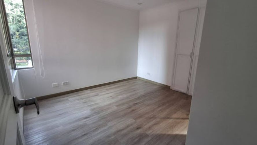 Apartamento de 3 alcobas en arriendo en El Tesoro, Medellín, 142 m² · foto 13 de 21