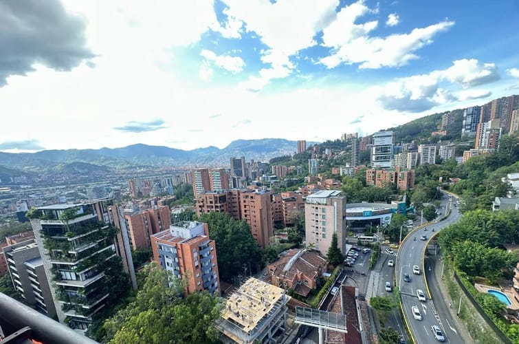 Oficina en arriendo en Las Lomas, Medellín, 65 m² · foto 10 de 10