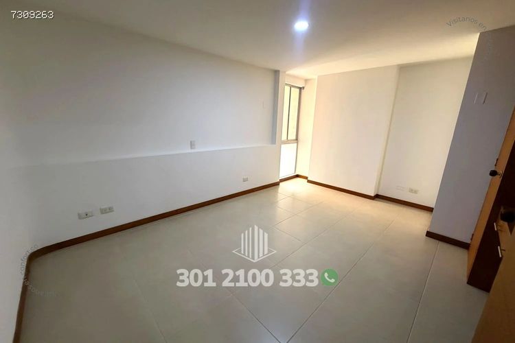 Apartamento en venta en Laureles, Medellín · foto 22 de 24