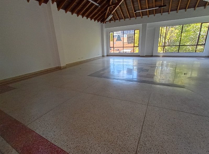 Local en arriendo en Suramericana, Medellín, 501 m² · foto 7 de 18
