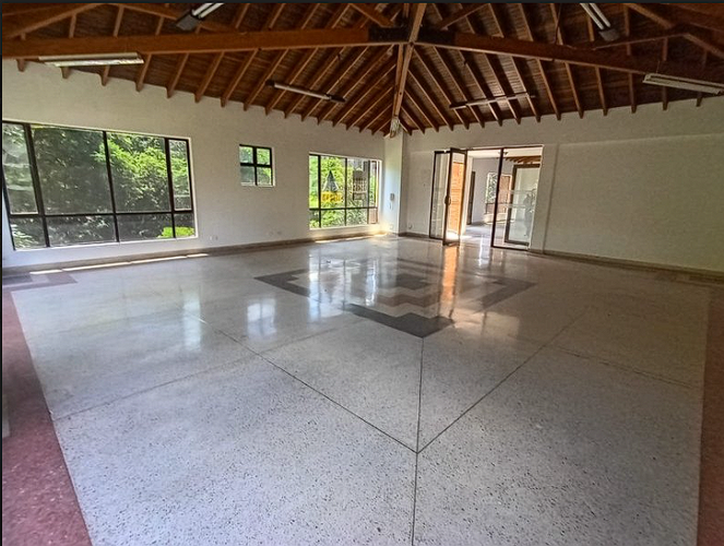 Local en arriendo en Suramericana, Medellín, 501 m² · foto 4 de 18