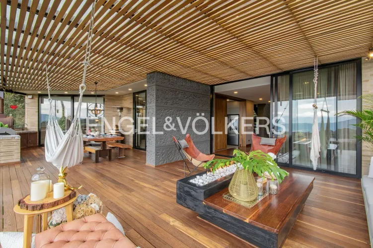 Casa de 5 alcobas en venta en Yerbabuena, Sopó, 700 m² · foto 18 de 20