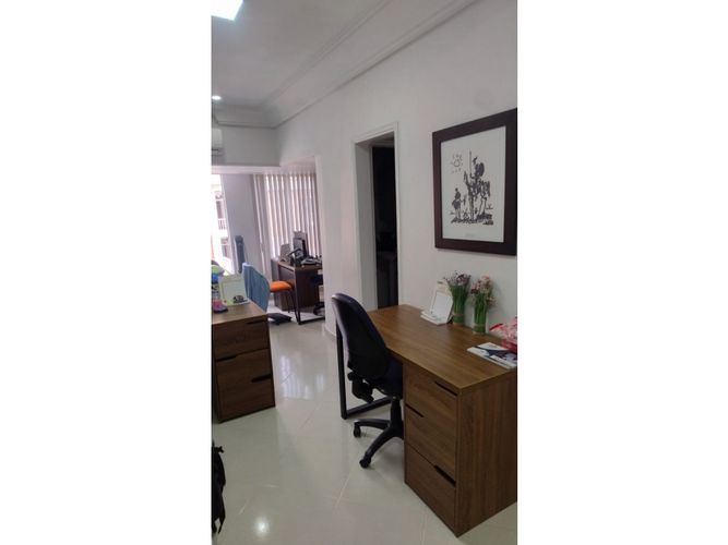 Oficina en venta en Milla De Oro, Medellín, 50 m² · foto 2 de 5