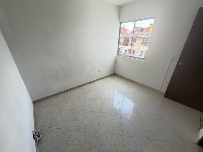 Apartamento de 3 alcobas en venta en La Ceja, 70 m² · foto 10 de 14
