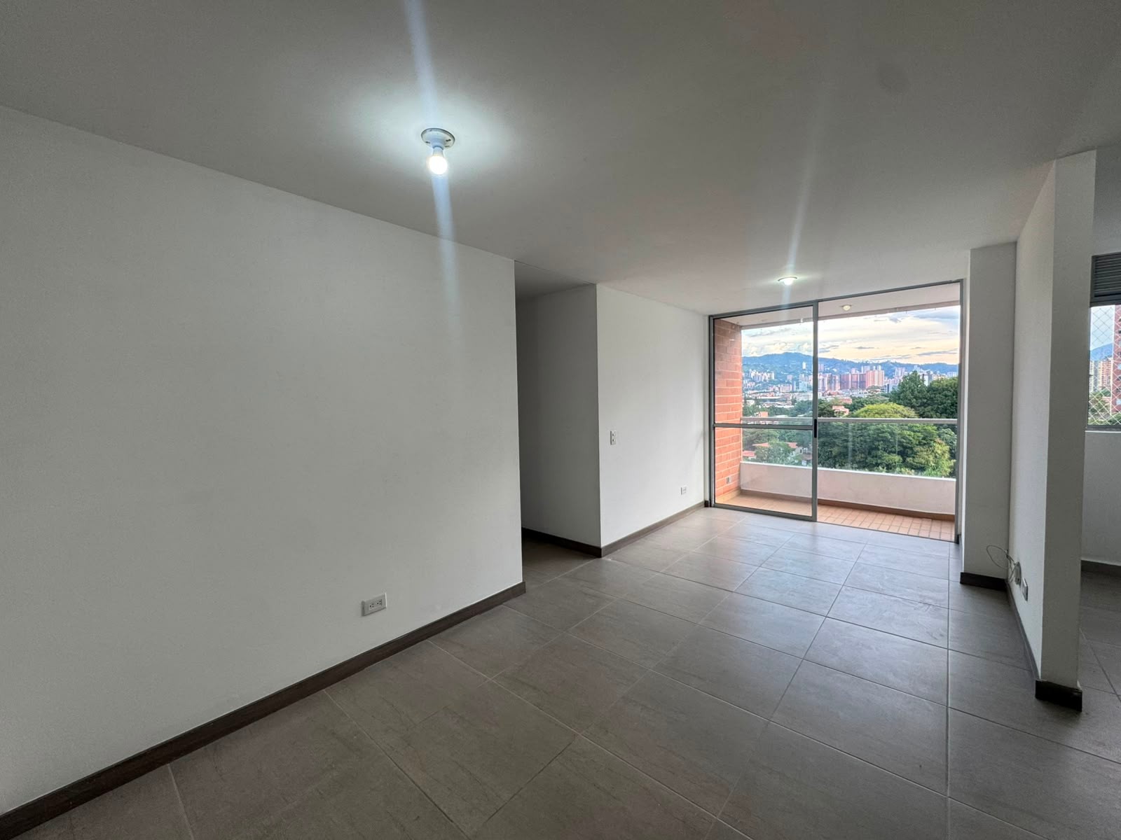 Apartamento en venta en Villa Del Parque, Itagüí · foto 4 de 13